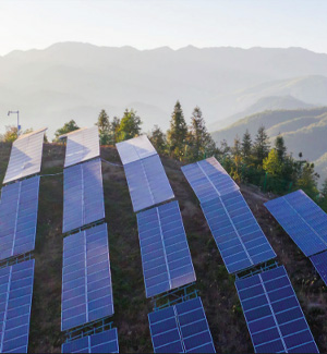 Powering the Future: How Higher-Voltage Solar and Storage Drive Efficiency and Growth